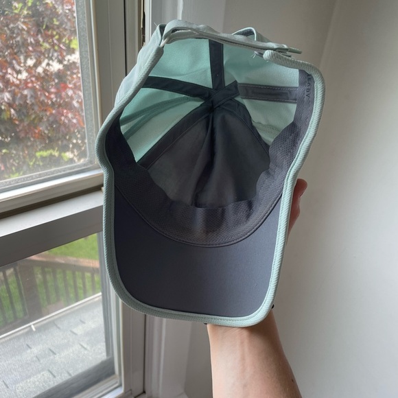 Adidas Aeroready Hat Lightweight 3 Striped Logo Running Golf Beach Baseball Cap - Picture 4 of 4